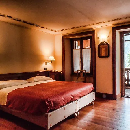 فندق Montagna Di Luce 3*